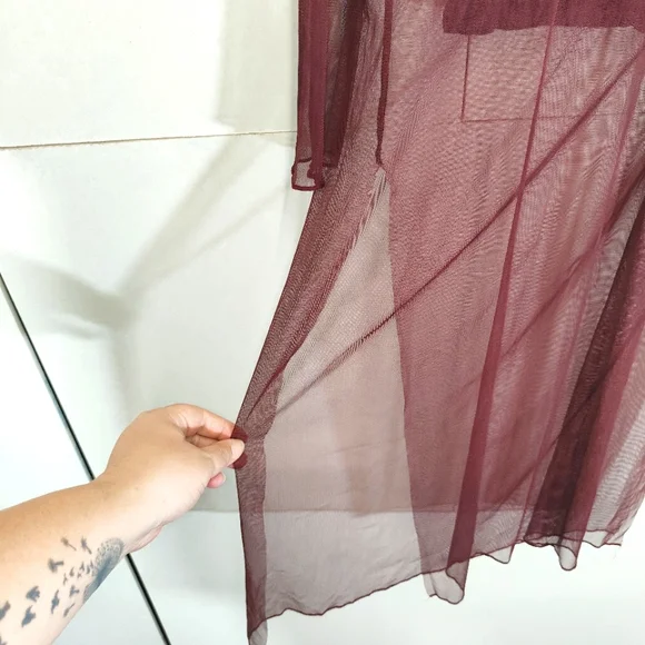 Zara Burgundy Red Top Size M Medium UK 14 16 Sheer Longline Mesh Side Slits - Picture 4 of 8